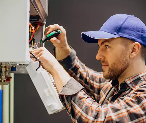 Expert Plumber for Tankless Water Heater Maintenance in Plymouth, MA: Schedule Professional Maintenance Services with Us